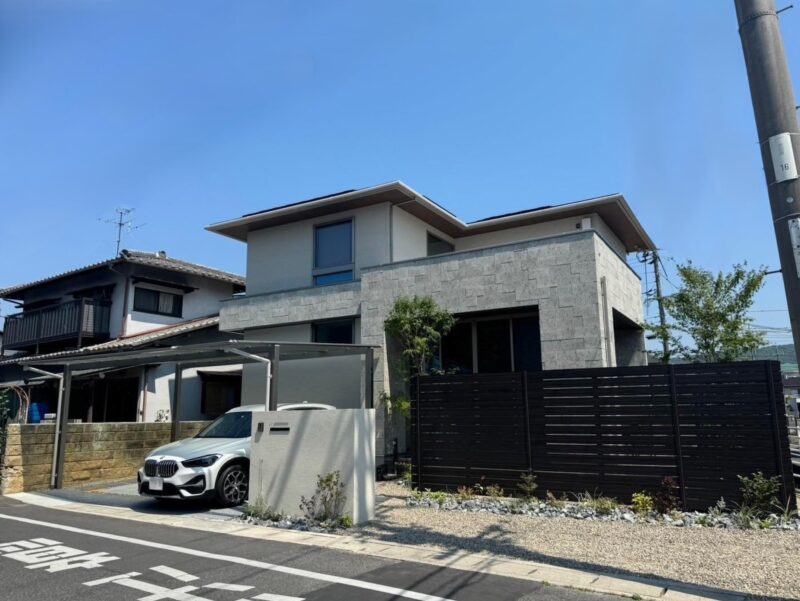 植栽で癒される和モダン外構